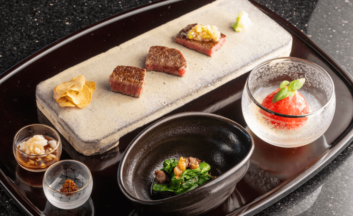 昇龍by うかい亭 年末年始特別ディナー